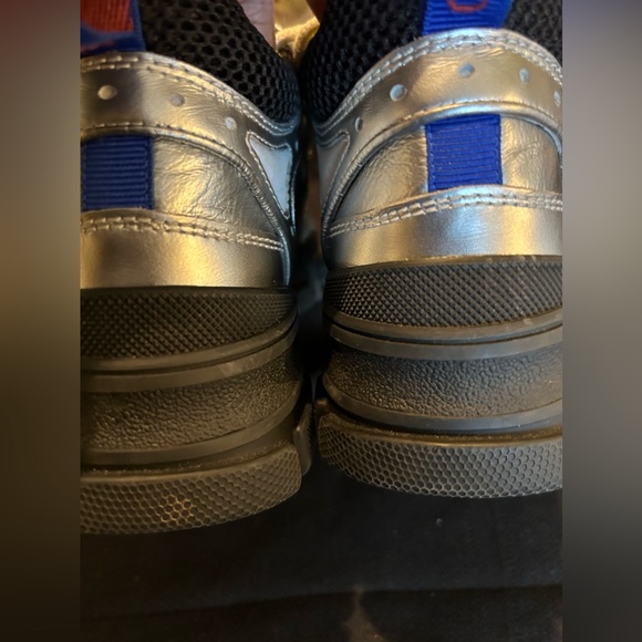 Gucci Silver/Black Leather And Mesh Flashtrek Low Top Sneakers size 35 - Picture 9 of 9